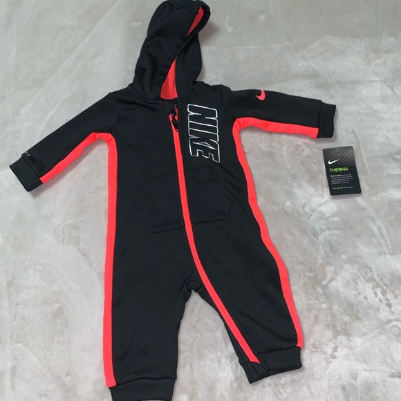 Nike Other - Nike therma 6 months old black body suit